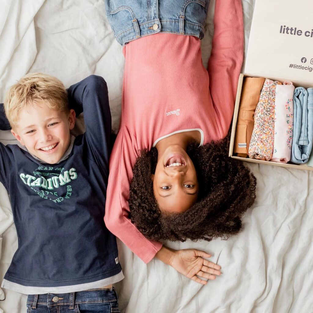 Little cigogne, la box de vêtements pour garçon et fille