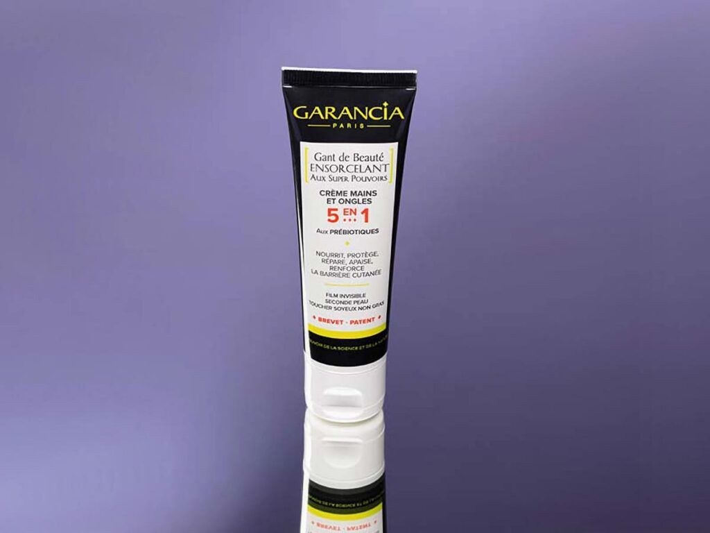 Le produit pour les abonnées My Little Extras : la crème main gant de beauté ensorcelant aux super pouvoirs de Garancia