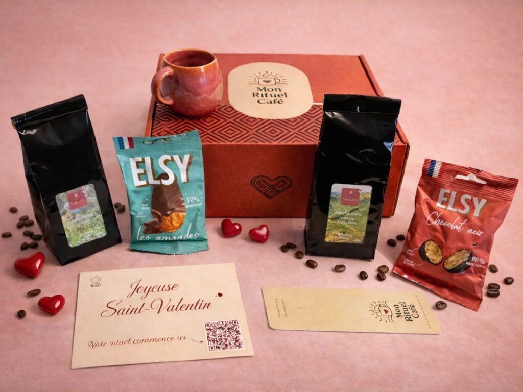 Coffret Mon Rituel Café spécial Saint-Valentin avec cafés en grains, snacks et carte romantique