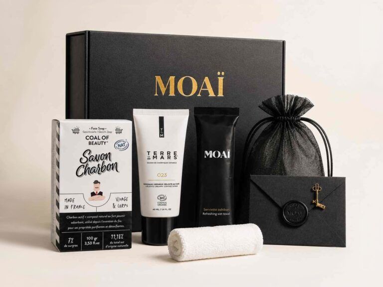 Box beauté homme MOAÏ avec soins visage et accessoires de soin premium