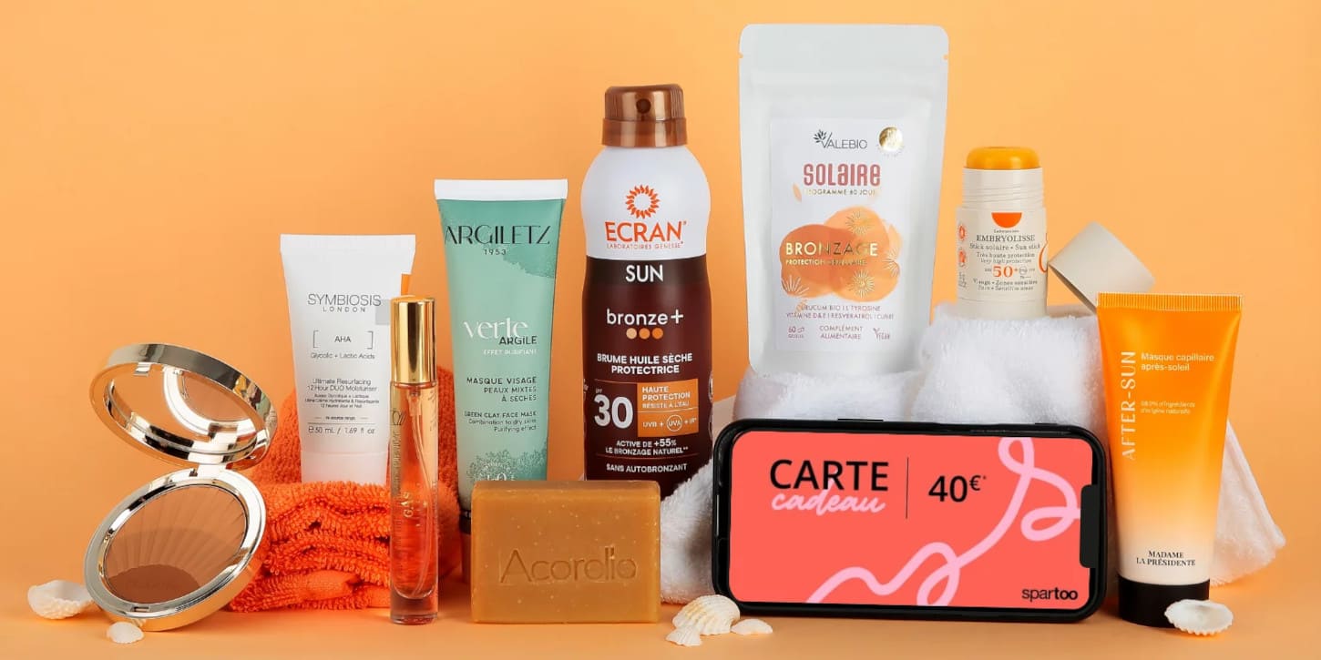 Contenu de la box beauté Avantages Peau Satinée avec protections solaires, soins et accessoires beauté
