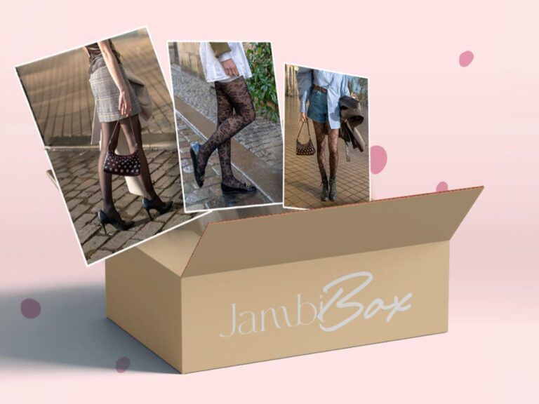 JambiBox by Jambissima, box de collants pour femme illustrée par trois tenues avec des collants classiques et fantaisie