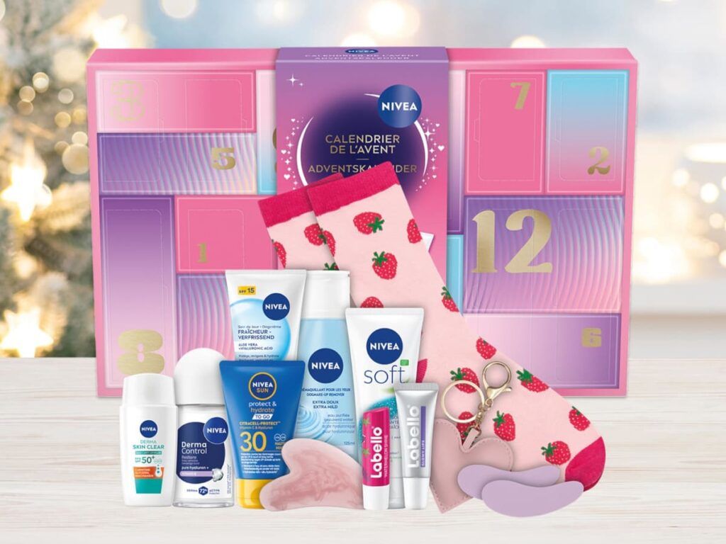 Le calendrier de l'Avent NIVEA 2026 pour adolescente, entre beauté et accessoires
